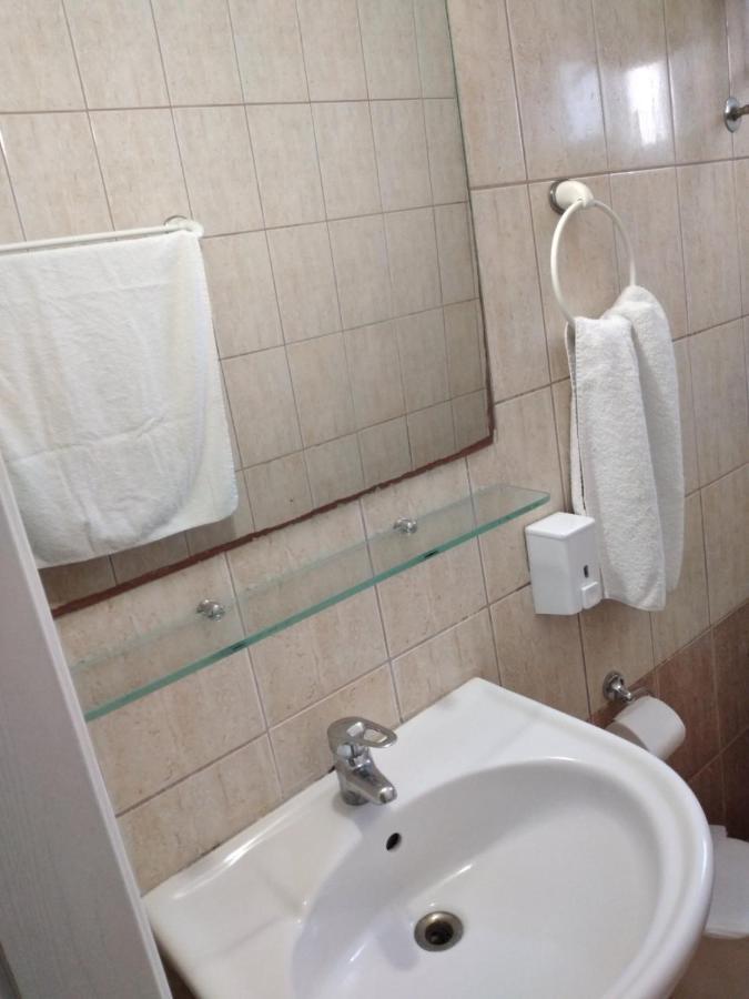 Apartments Gregory & George Hanioti Ngoại thất bức ảnh