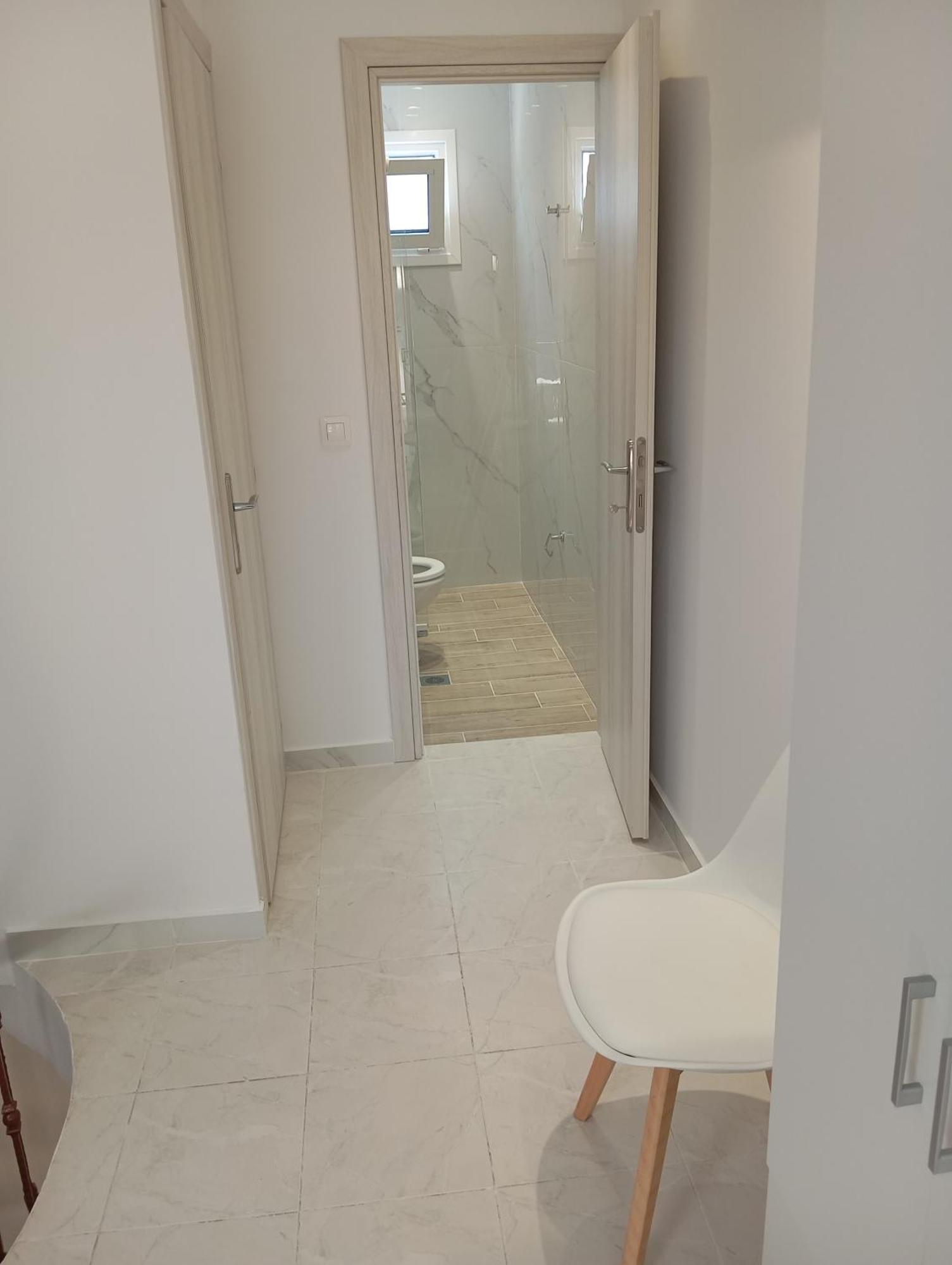 Apartments Gregory & George Hanioti Ngoại thất bức ảnh